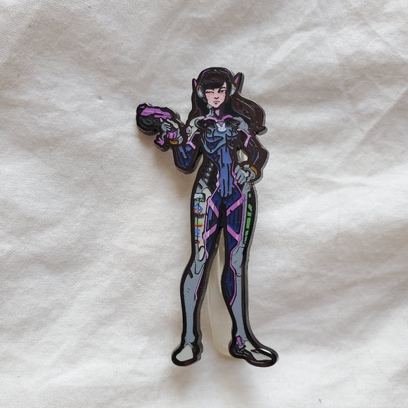 Overwatch D.Va Pin - Picture 1 of 5